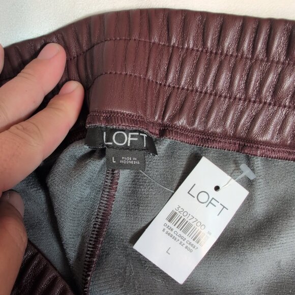 Loft Women's Purple Faux Leather Joggers - Size L - Picture 3 of 10